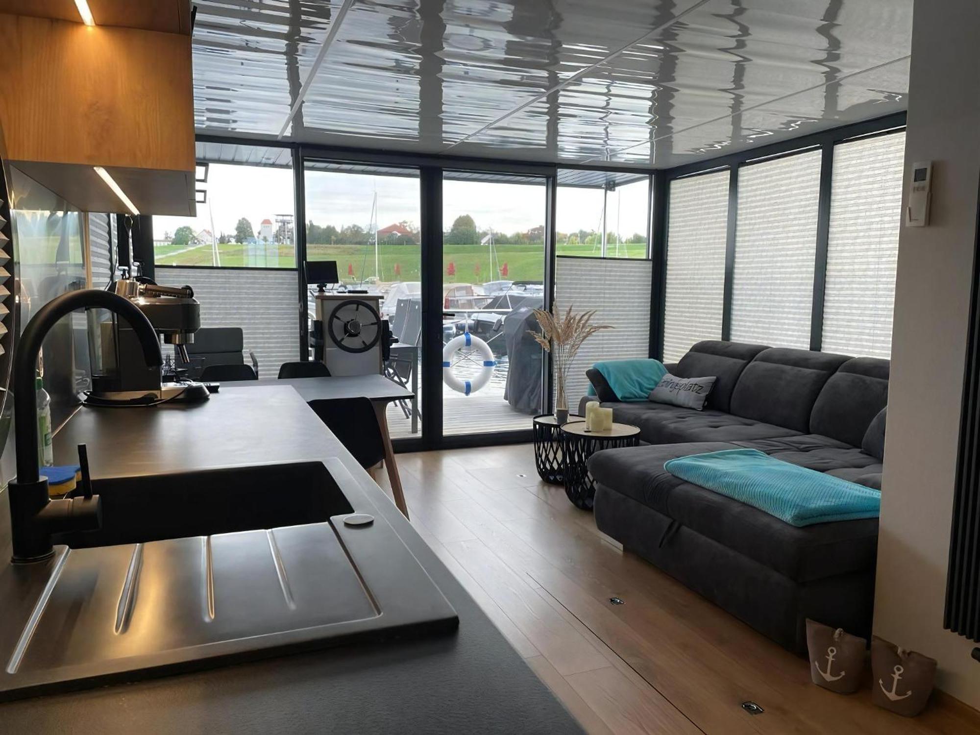 Hausboot Schiff Fuer 4 Personen Ca, 33 M Sup2 In Braunsbedra, Sachsen Anhalt Halle Saale Unstrut Region Exterior photo